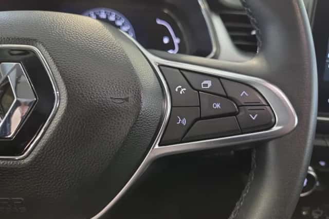 Renault Captur (2022) thumbnail 10