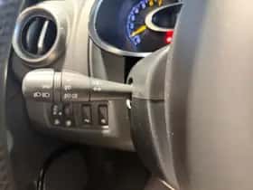 Renault Clio (2015) thumbnail 16