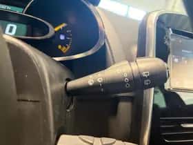Renault Clio (2015) thumbnail 20