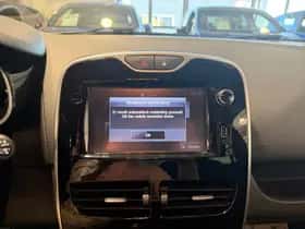 Renault Clio (2015) thumbnail 25