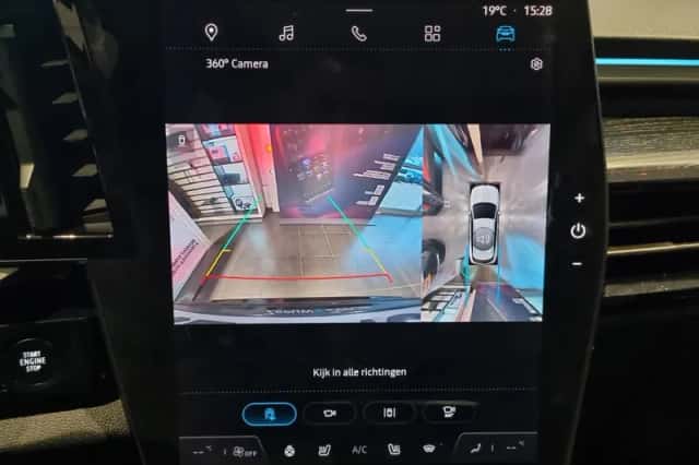 Renault Austral (2023) thumbnail 6