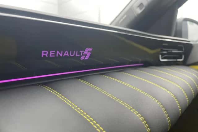 Renault 5 (2024) thumbnail 13