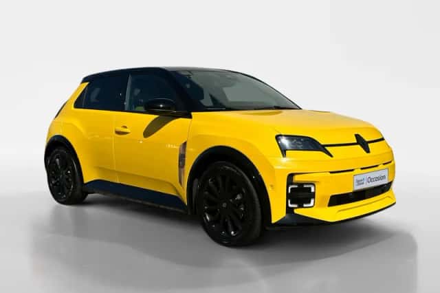 Renault 5 (2024) thumbnail 3