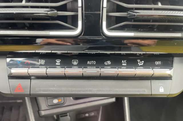 Renault 5 (2024) thumbnail 33
