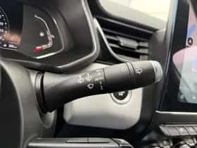 Renault Captur (2020) thumbnail 21