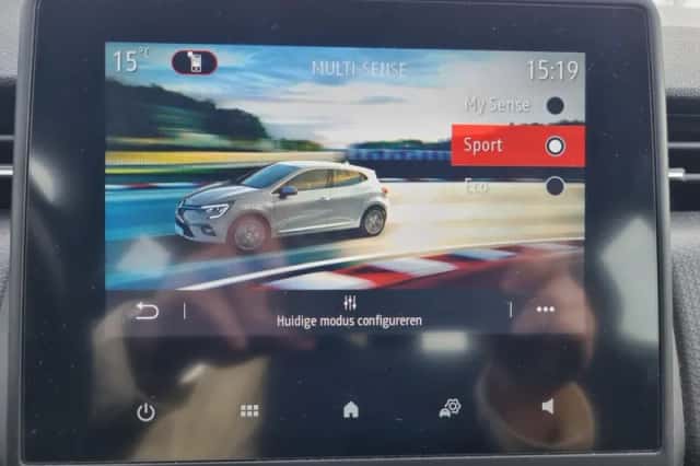Renault Clio (2022) thumbnail 15
