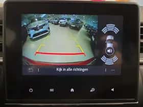 Renault Captur (2022) thumbnail 12