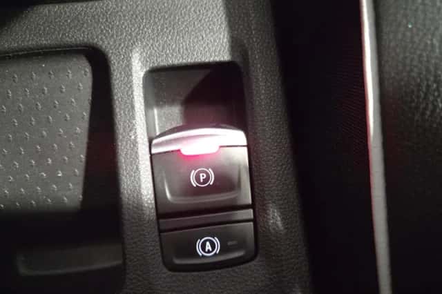 Renault Captur (2022) thumbnail 21