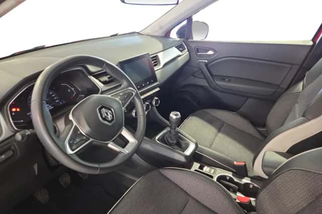 Renault Captur (2022) thumbnail 23