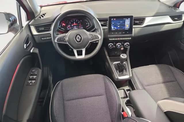 Renault Captur (2022) thumbnail 7