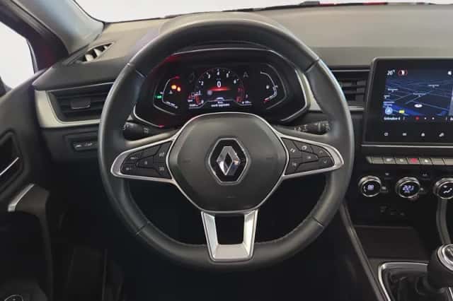 Renault Captur (2022) thumbnail 8