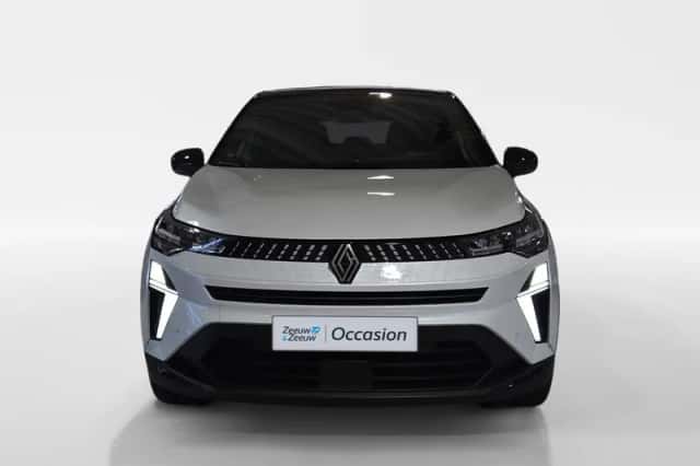 Renault Captur (2025) thumbnail 2