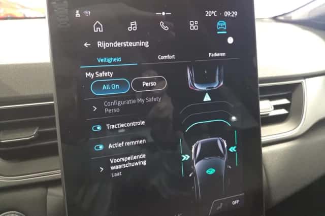 Renault Captur (2025) thumbnail 15