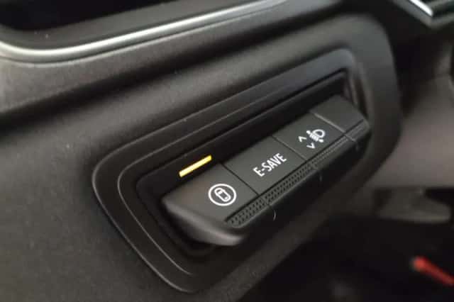 Renault Captur (2025) thumbnail 21