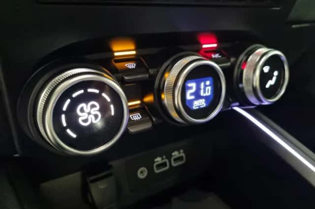 Renault Clio (2025) thumbnail 18