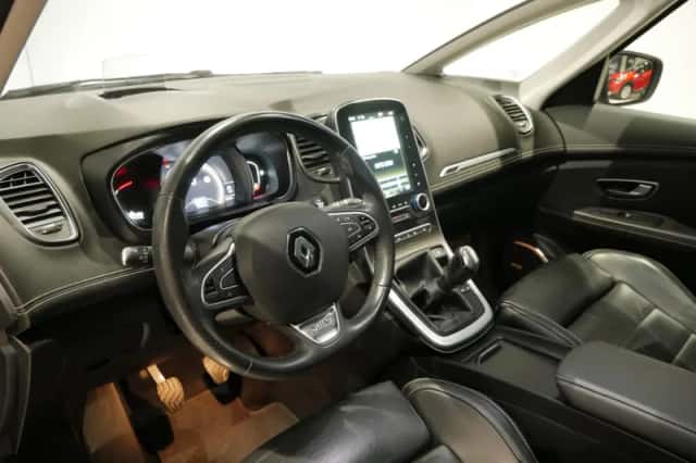 Renault Scénic (2018) thumbnail 11