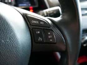 Mazda CX-3 (2016) thumbnail 16
