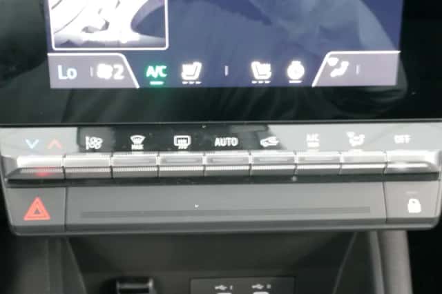 Renault Captur (2026) thumbnail 28