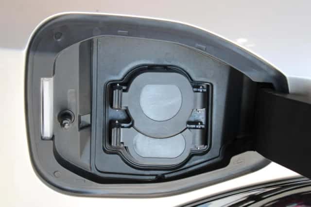Nissan Ariya (2024) thumbnail 16