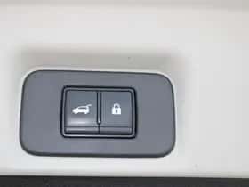 Nissan Ariya (2024) thumbnail 23