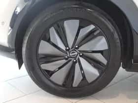 Nissan Ariya (2024) thumbnail 10