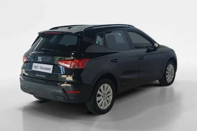 SEAT Arona (2023) thumbnail 5