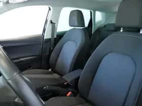 SEAT Arona (2023) thumbnail 9