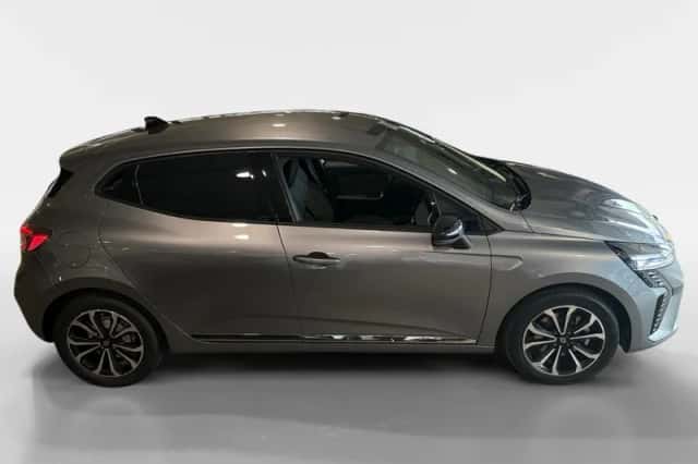 Renault Clio (2024) thumbnail 2