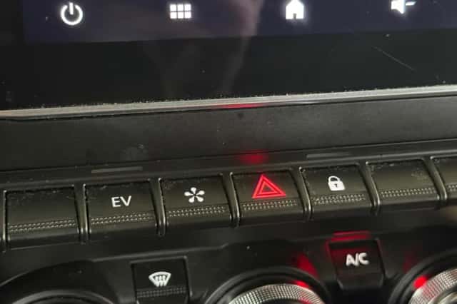 Renault Clio (2024) thumbnail 20