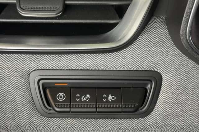 Renault Clio (2024) thumbnail 25