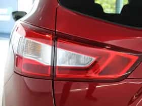 Nissan Qashqai (2015) thumbnail 14