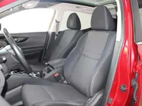 Nissan Qashqai (2015) thumbnail 16