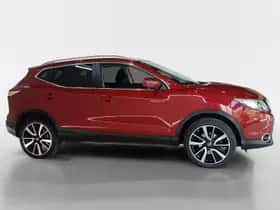 Nissan Qashqai (2015) thumbnail 4