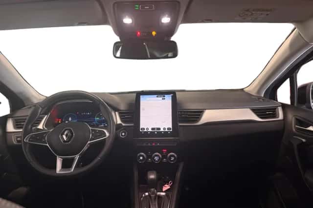Renault Captur (2023) thumbnail 12