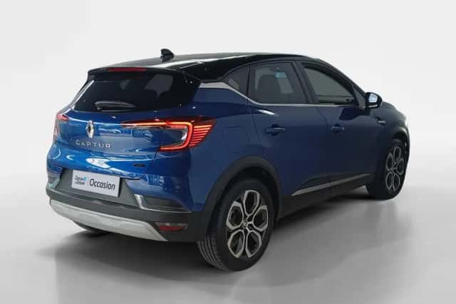 Renault Captur (2023) thumbnail 5