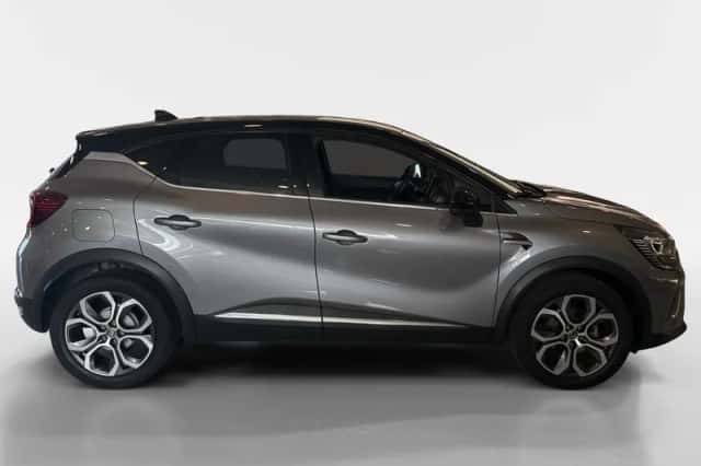 Renault Captur (2021) thumbnail 2