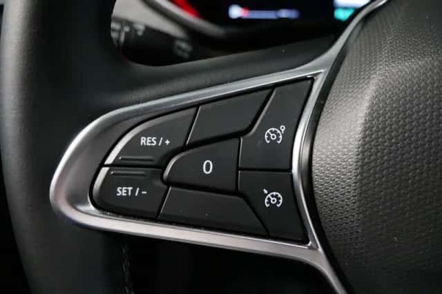 Renault Clio (2024) thumbnail 17