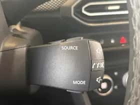 Dacia Jogger (2023) thumbnail 17