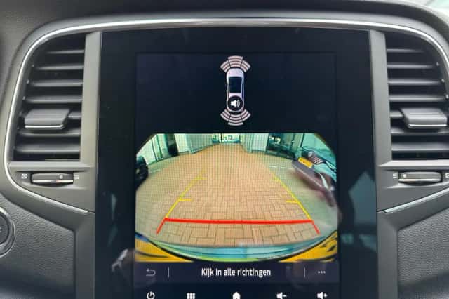 Renault Mégane (2023) thumbnail 24