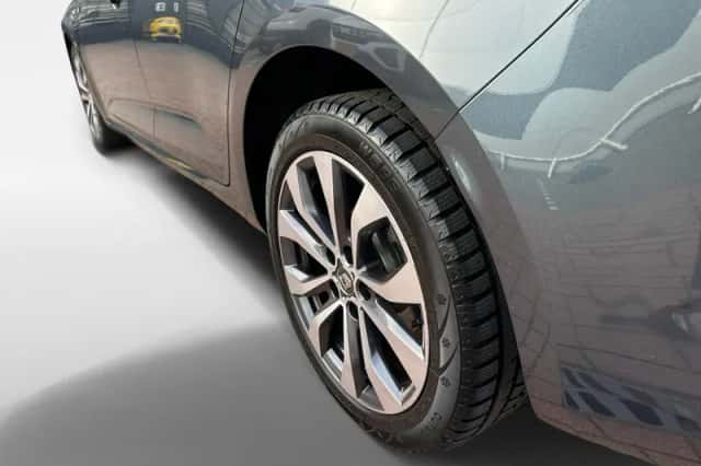Renault Mégane (2023) thumbnail 9