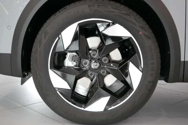 Renault Captur (2026) thumbnail 34