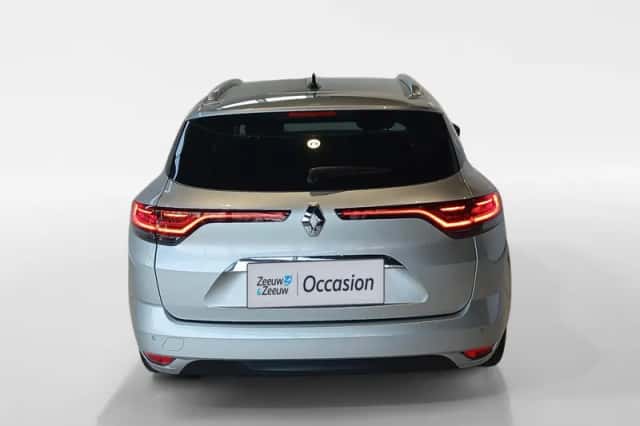 Renault Mégane (2023) thumbnail 6