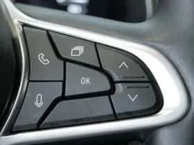Renault Arkana (2024) thumbnail 16