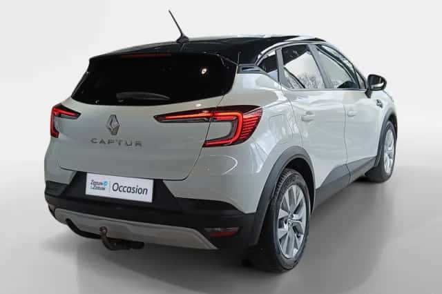 Renault Captur (2021) thumbnail 5