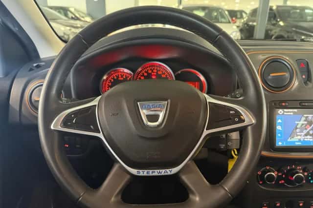 Dacia Sandero Stepway (2018) thumbnail 14