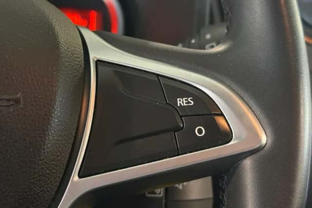 Dacia Sandero Stepway (2018) thumbnail 16