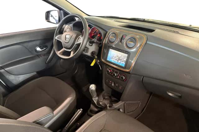 Dacia Sandero Stepway (2018) thumbnail 19