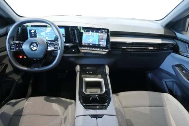 Renault Austral (2024) thumbnail 13