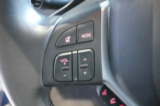 Suzuki S-Cross (2024) thumbnail 13