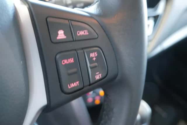 Suzuki S-Cross (2024) thumbnail 14